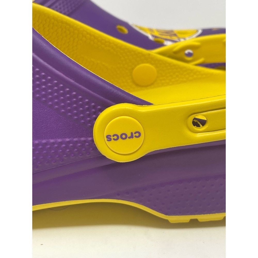 CROCS Los Angeles LA Lakers Classic Clogs NEW Men's Size 10 / Women's Size 12 - Picture 10 of 12